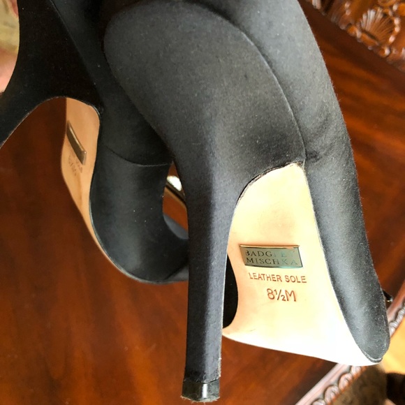 Shoes - Picture 4 of 4